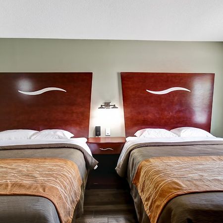 Burlington Inn Bagian luar foto